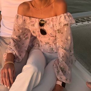 Verge girl off the shoulder top